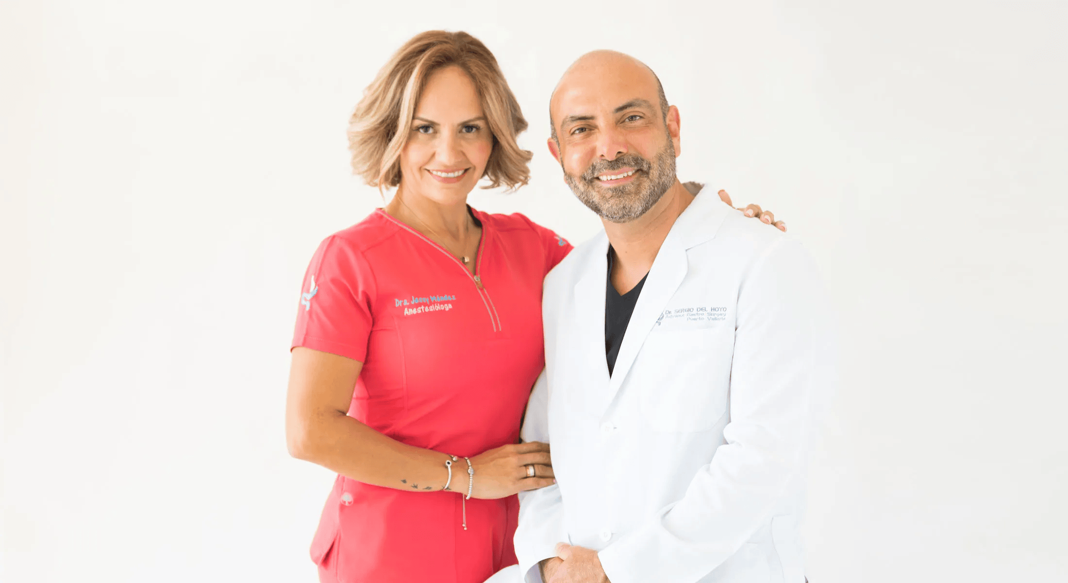 Dr. Sergio del Hoyo and medical team